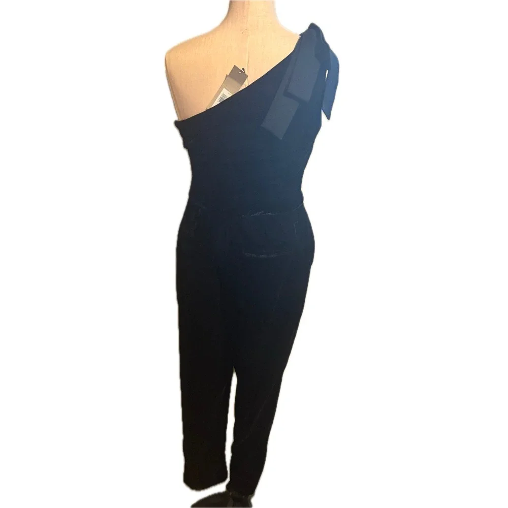 NWT BANANA REPUBLIC W Black Velvet Jumpsuit One Shoulder Bow Detail 2‎ Petite - Picture 3 of 8